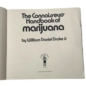 The Connoisseur’s Handbook of Marijuana | 1971 First Edition | Signed by Cheech & Chong - Image 4