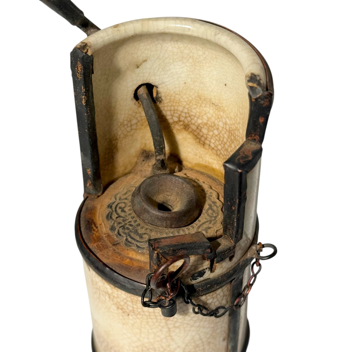 Late Qing Polychrome Porcelain Water Pipe with Zhongli Quan - Image 4